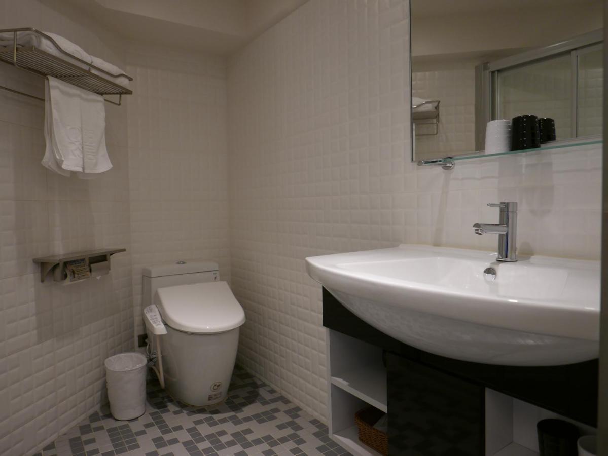 泊居旅店二館 Oursinn Hotel 2 Taipei Dış mekan fotoğraf