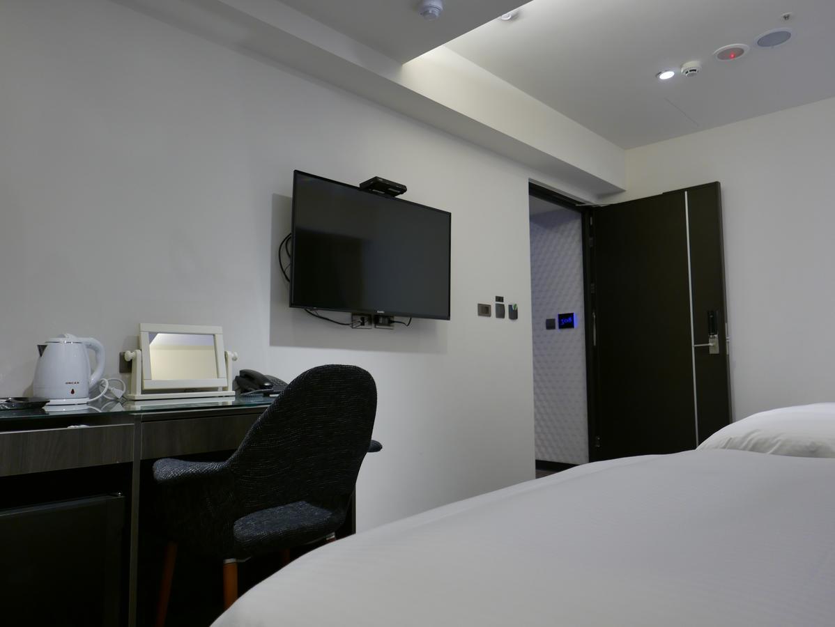 泊居旅店二館 Oursinn Hotel 2 Taipei Dış mekan fotoğraf