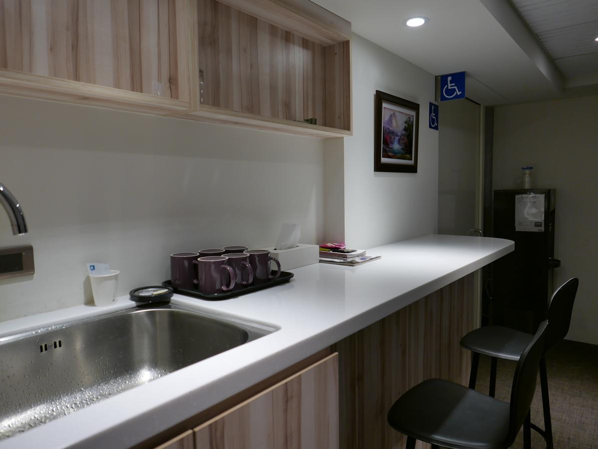 泊居旅店二館 Oursinn Hotel 2 Taipei Dış mekan fotoğraf